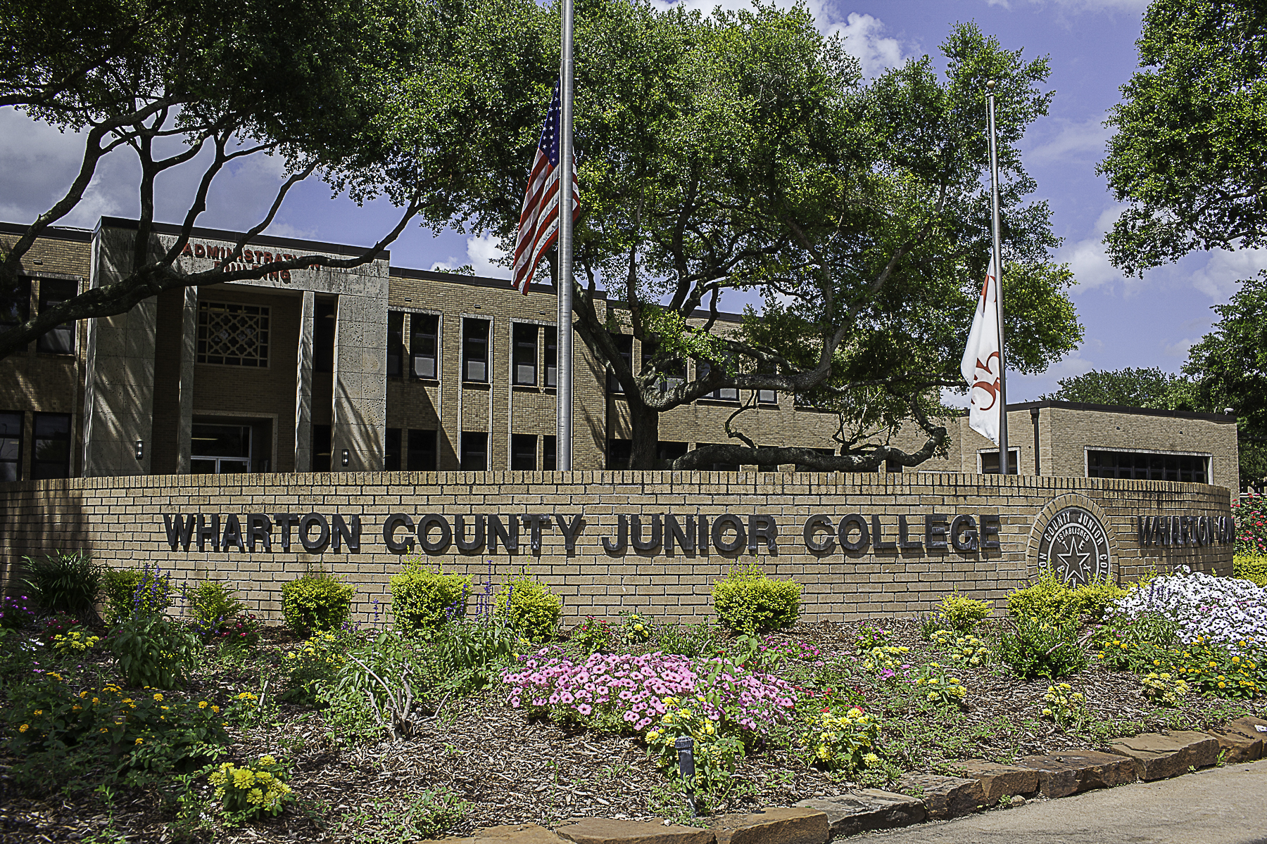 Wharton County Junior College is collaborating with the University of Houston to streamline the transfer process for graduates pursuing a bachelor’s degree.